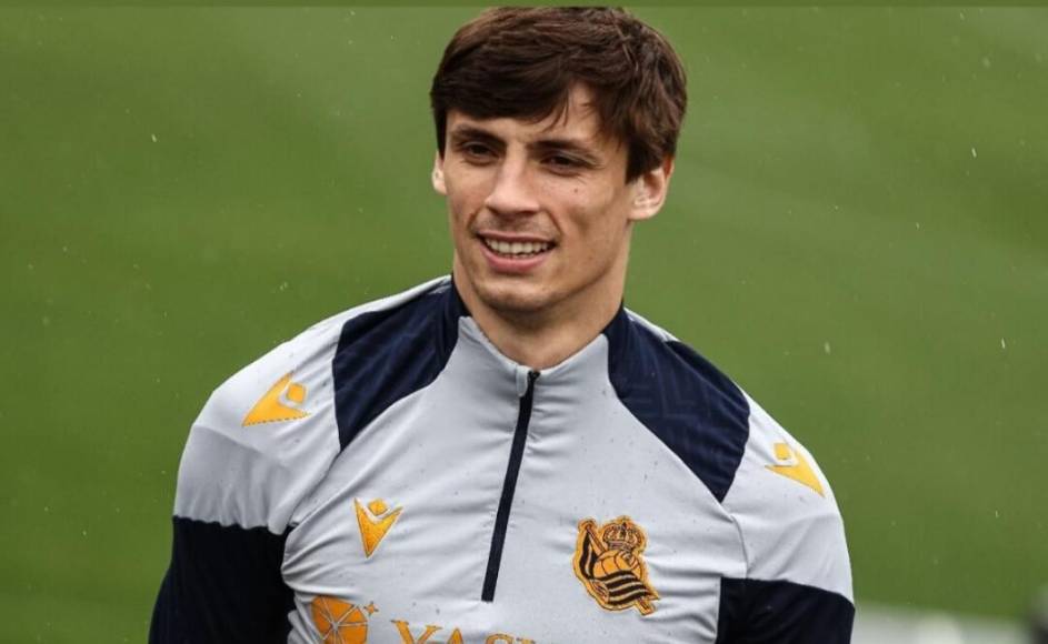 Fichajes: Crack del Barcelona confirma que se queda y reencuentro de Cristiano Ronaldo