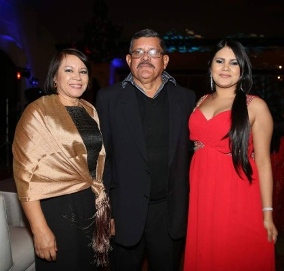 Eduardo Sierra y Yasmín Álvarez ya son esposos ante Dios