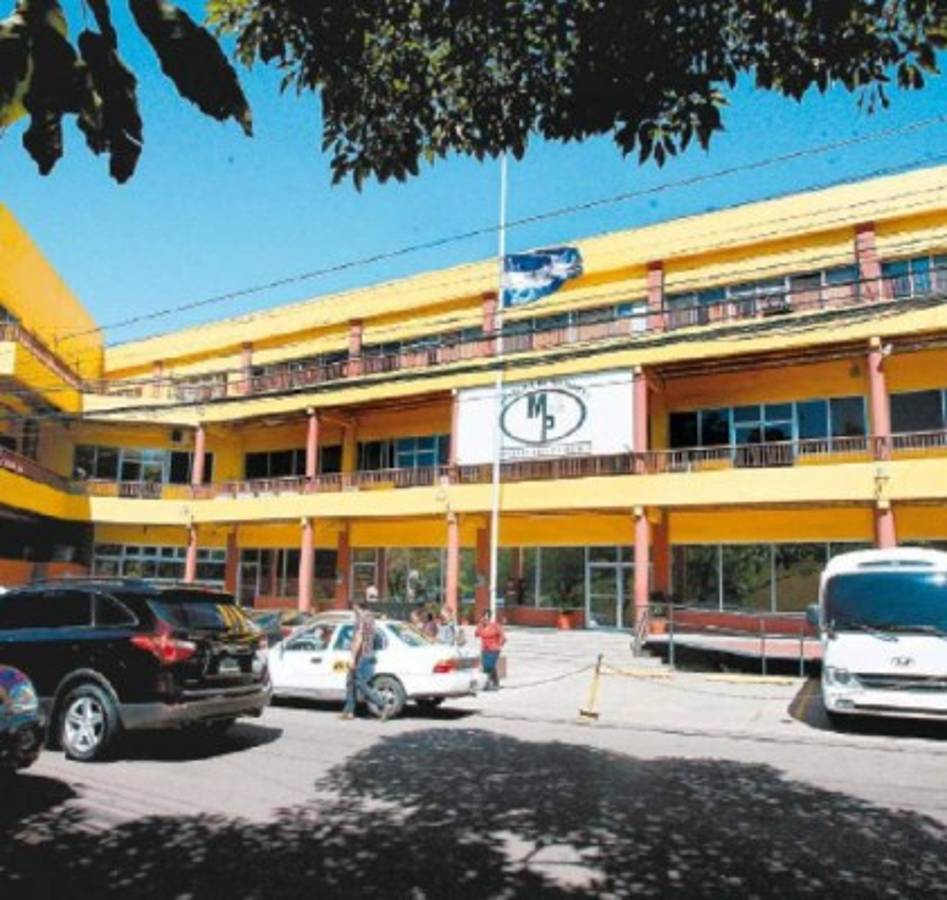 Las 'narcorratas” hacen festín con marihuana en almacén del MP