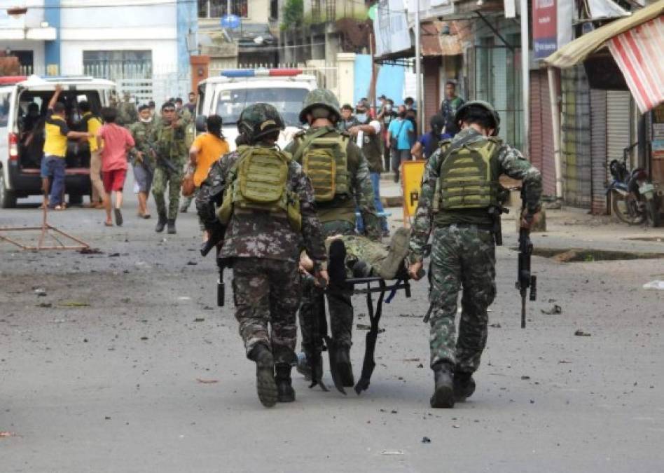 Las desoladoras imágenes que dejó doble atentado en Filipinas   