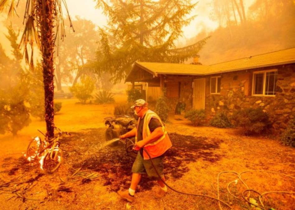 Impactantes imágenes de la emergencia por incendios en California