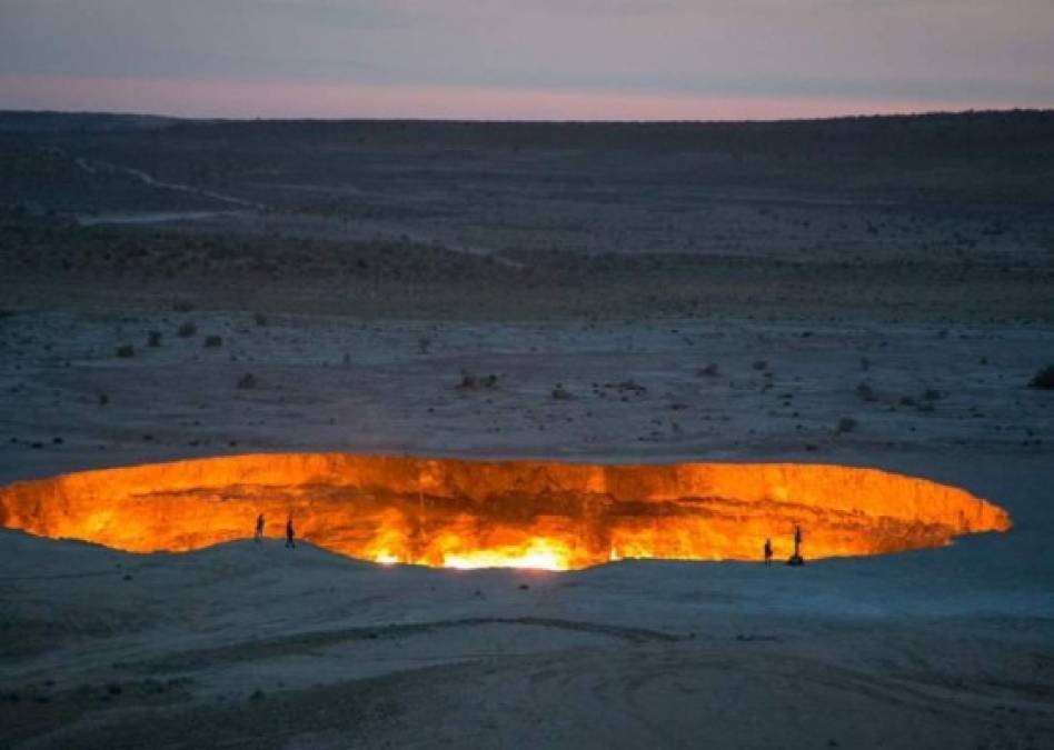 La misteriosa Puerta del infierno, un cráter que crece y arde sin parar (FOTOS)  