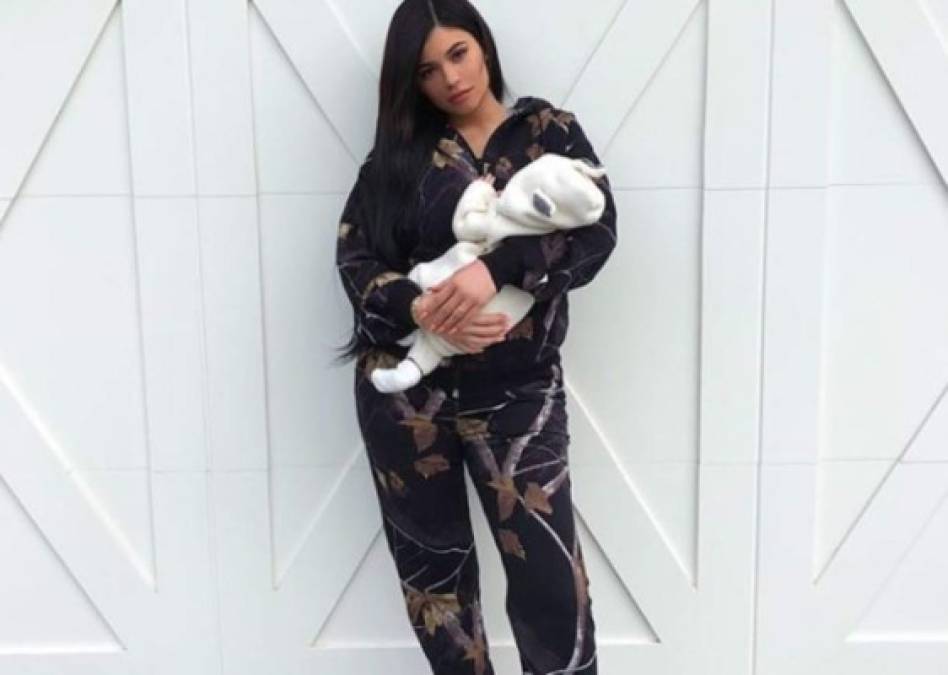 Las fotos que Kylie Jenner tuvo que borrar de su hija Stormi Webster