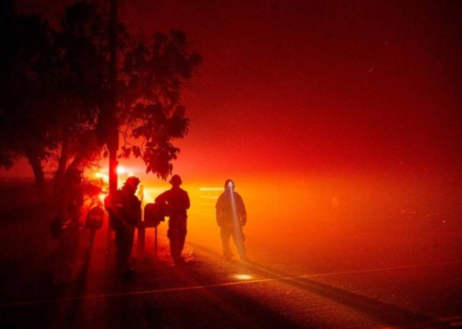 Impactantes imágenes de la emergencia por incendios en California