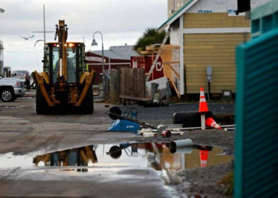 Isaías azota Carolina del Norte y hay riesgo de inundaciones mortales