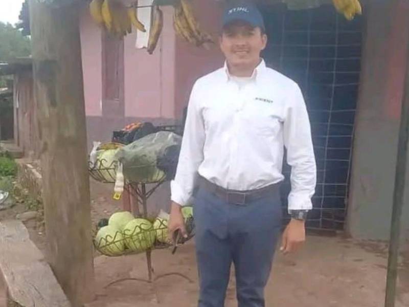 Jonathan Aguilar sufre con una enfermedad que afectó sus ojos y pide solidaridad para pagar sus controles médicos y comenzar un emprendimiento.