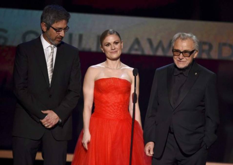 Besos, abrazos y parejas memorables, lo que no se vio en SAG Awards 2020