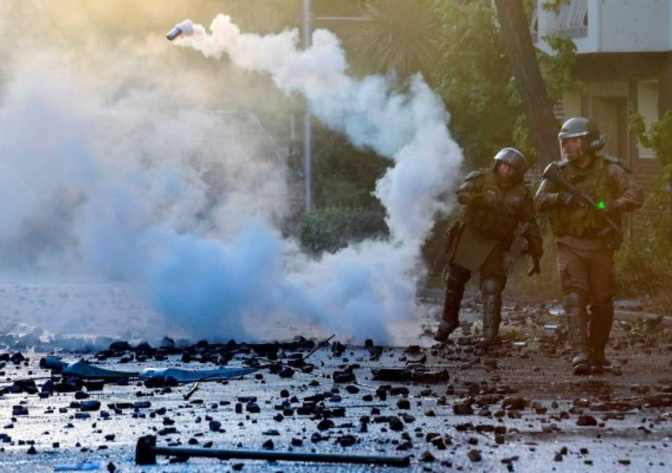 FOTOS: No paran las protestas en Chile, entre la incertidumbre y convulsión