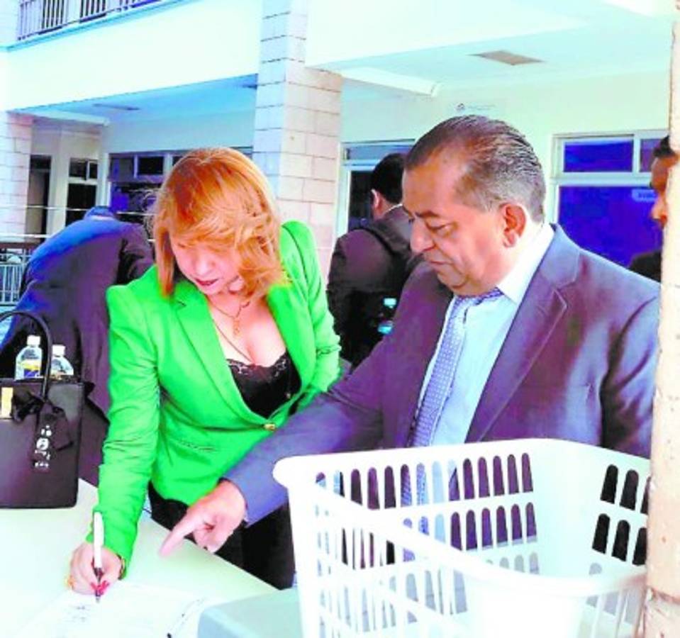 Exconcejales escucharán este martes informe financiero