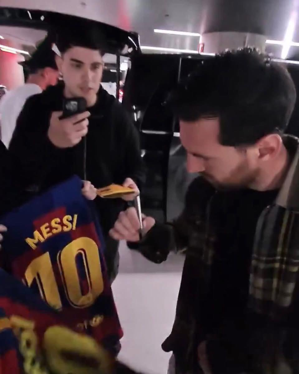 Messi sorprende a Barcelona: ¿Qué hacía en el Spotify Camp Nou?