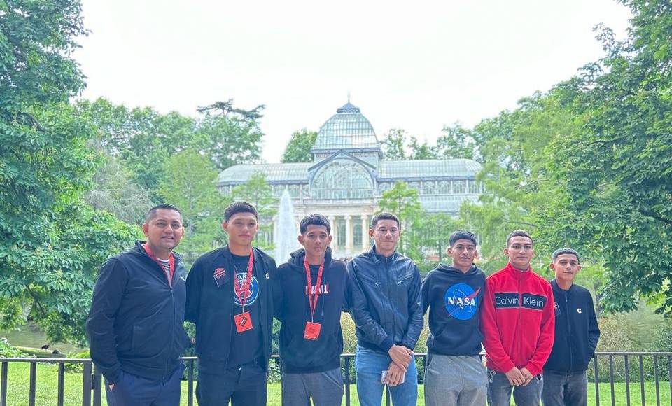 Campeones de Copa Gatorade disfrutan de Madrid y mirarán juego de Champions en el Bernabéu
