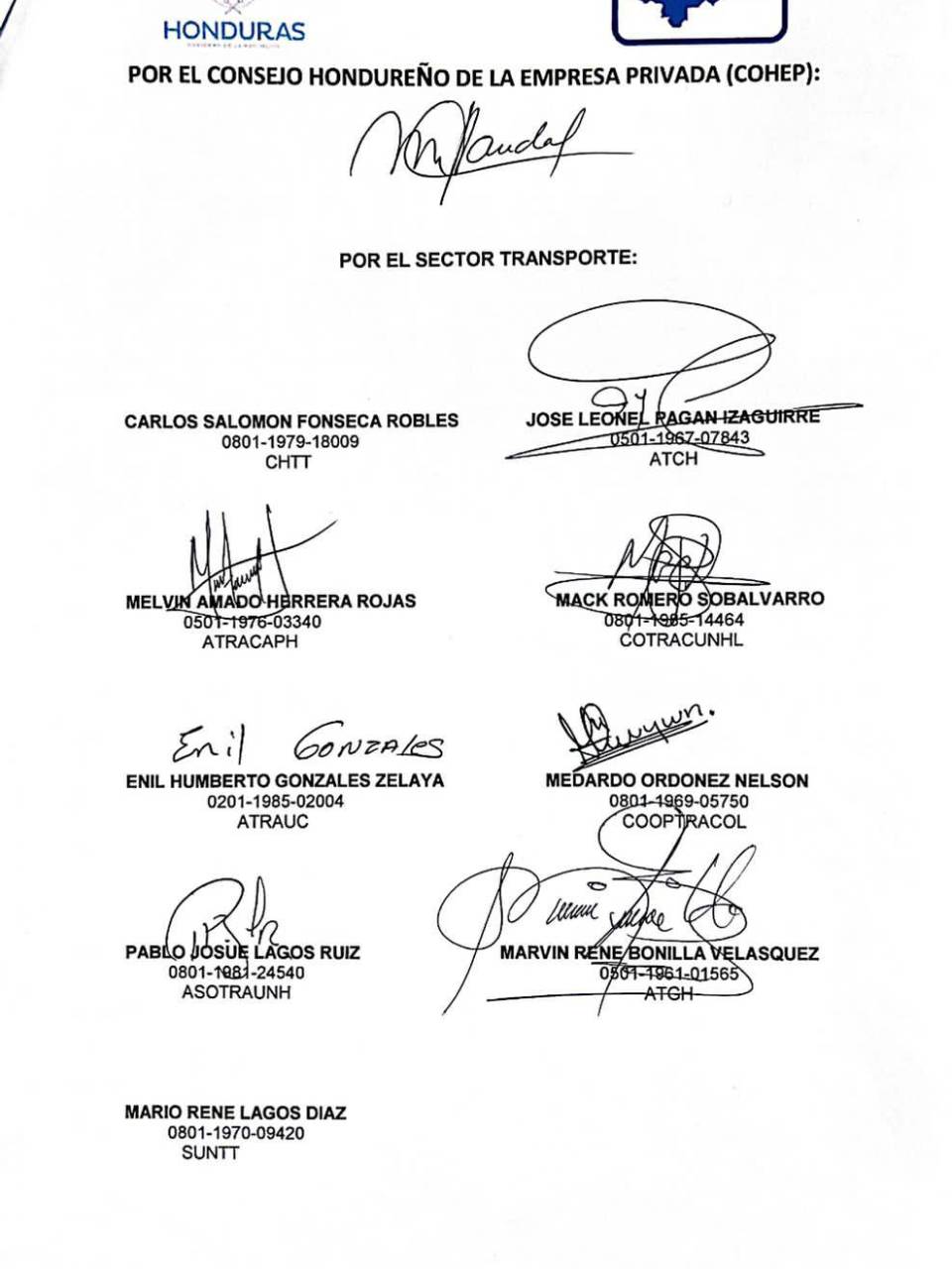 Gobierno y transportistas de carga logran acuerdo que pone fin a conflicto