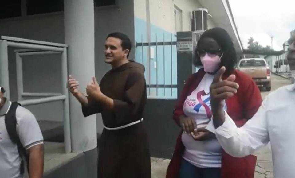 Pesó 16 libras y midió 59 centímetros: así es Angerson, el bebé brasileño más pesado del mundo