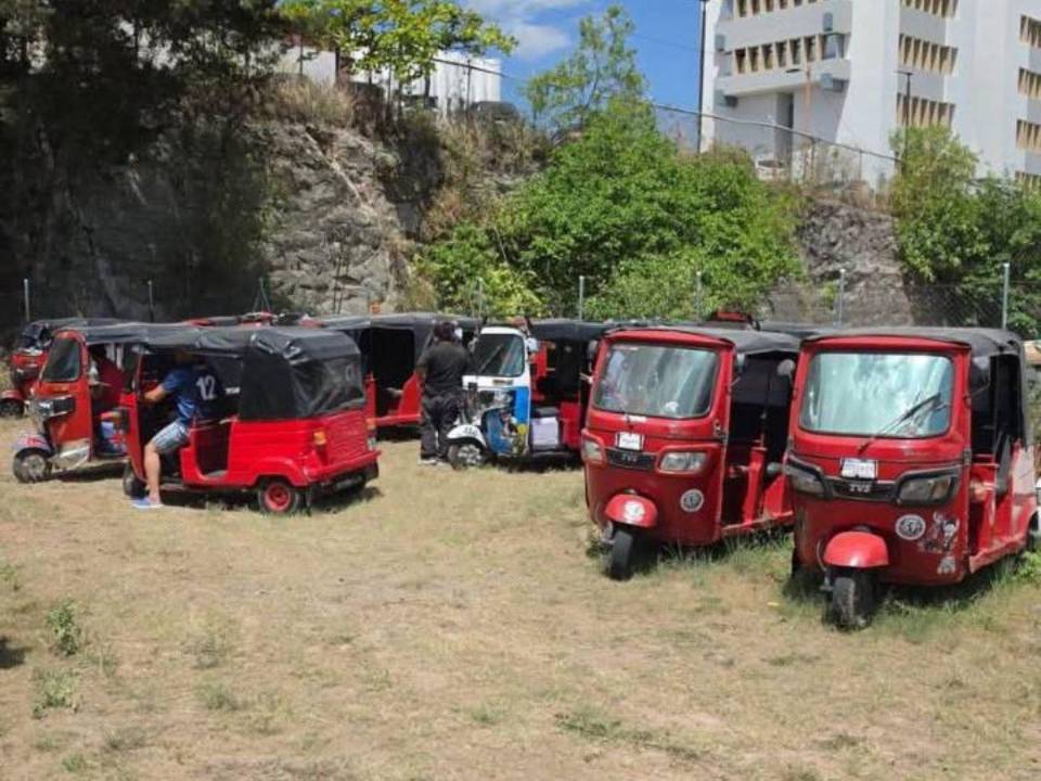 Según estimaciones del IHTT, de momento, unas 20,000 mototaxis podrían estar circulando en Tegucigalpa.
