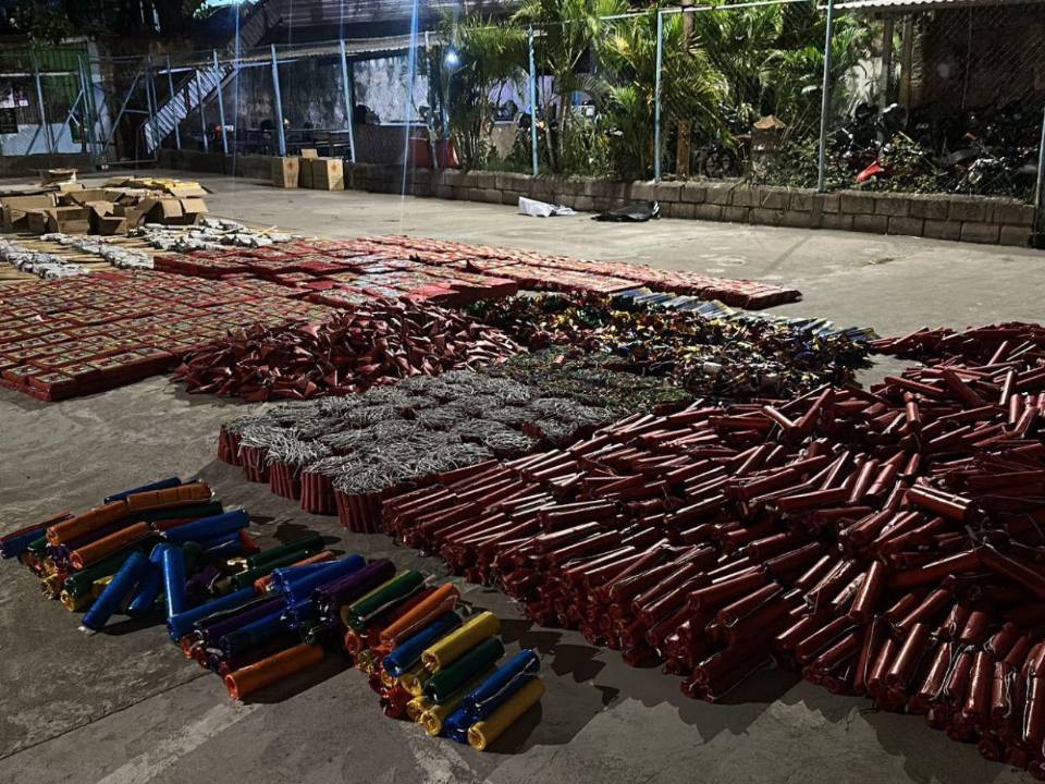 Un operativo de la Policía Municipal permitió el decomiso de pólvora ilegal por un valor de L1.5 millones, la cual fue destruida en el relleno sanitario.