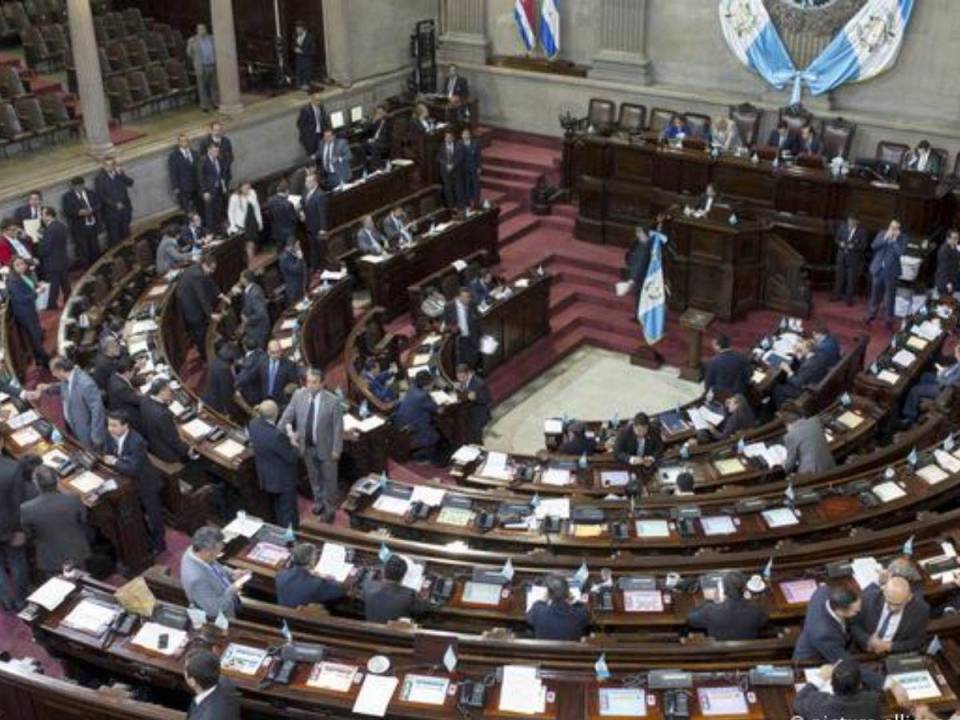 Los diputados ya asumieron la directiva del Congreso Nacional.