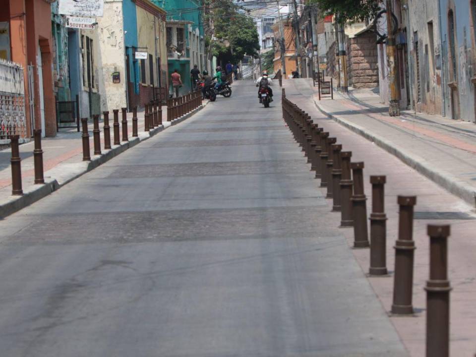 Así luce terminada la primera fase de la avenida Miguel de Cervantes, este proyecto contempla la reconstrucción completa de esta vía que cruza todo el centro histórico.