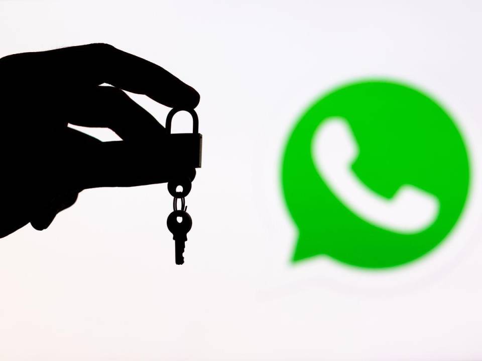 La decisión de utilizar WhatsApp, como cualquier otra app, conlleva la responsabilidad de los usuarios de comprender los riesgos, adoptar medidas preventivas y tomar decisiones informadas sobre cómo proteger su seguridad y privacidad en línea.