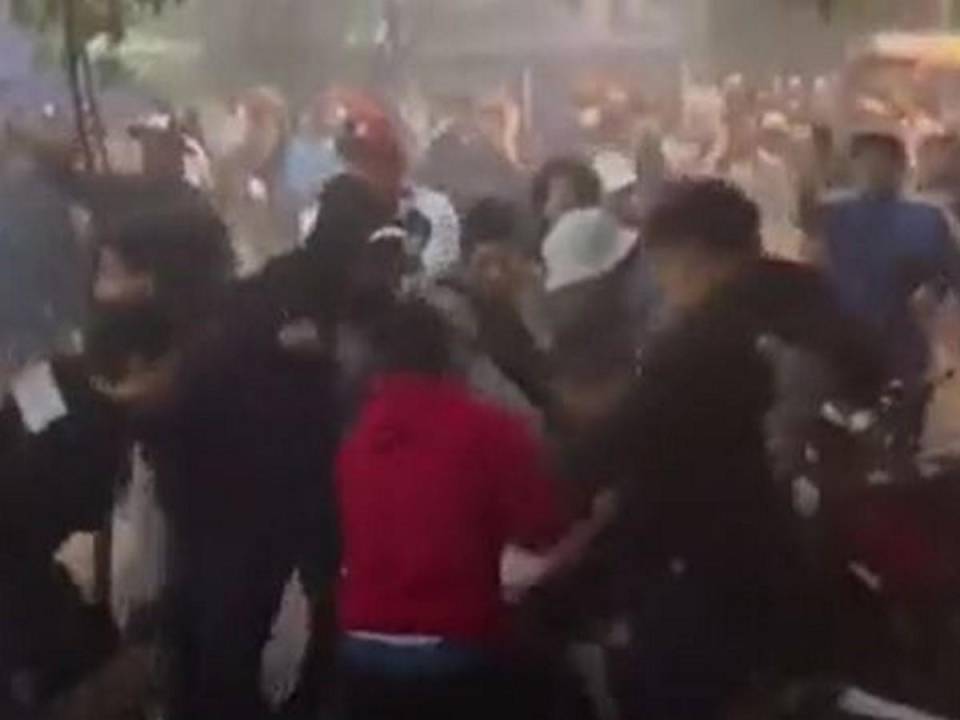 La violencia desatada tras el partido entre Monterrey - Comunicaciones en Guatemala