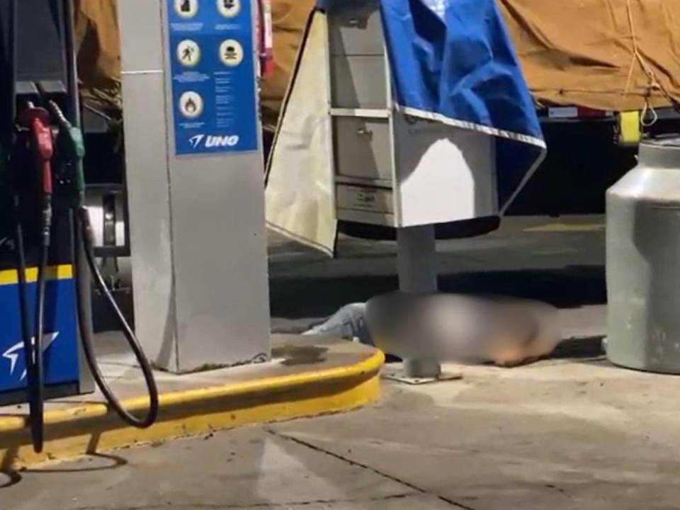 Un joven fue asesinado en una gasolinera de Choluteca; autoridades investigan el caso.