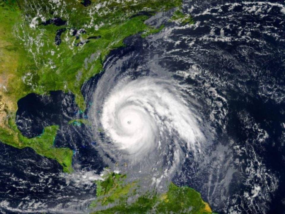 Hasta el momento se descarta la formación de huracán, pero continúan en alertas algunos departamentos del país.