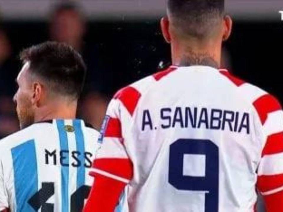 Antonio Sanabria se ha visto en el ojo del huracán por supuestamente escupirle a Messi.
