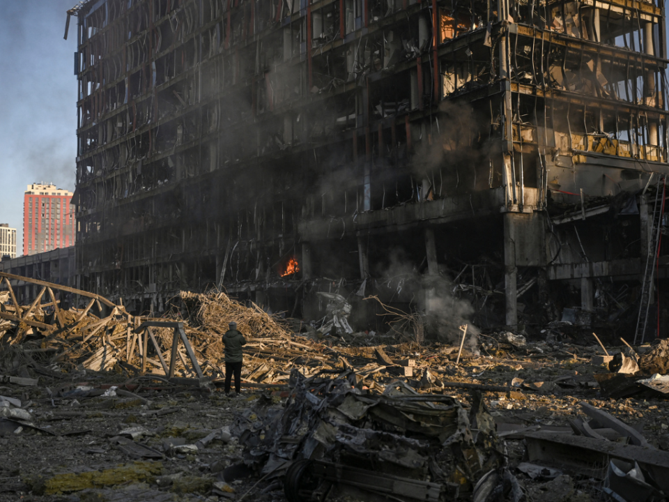 Varias ciudades ucranianas han estado bajo constante bombardeo ruso.
