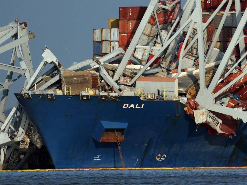 Un bote de carga chocó contra uno de los pilares del puente de Baltimore donde el hondureño, junto a otros siete compañeros, se encontraba trabajando la madrugada del martes 26 de marzo.