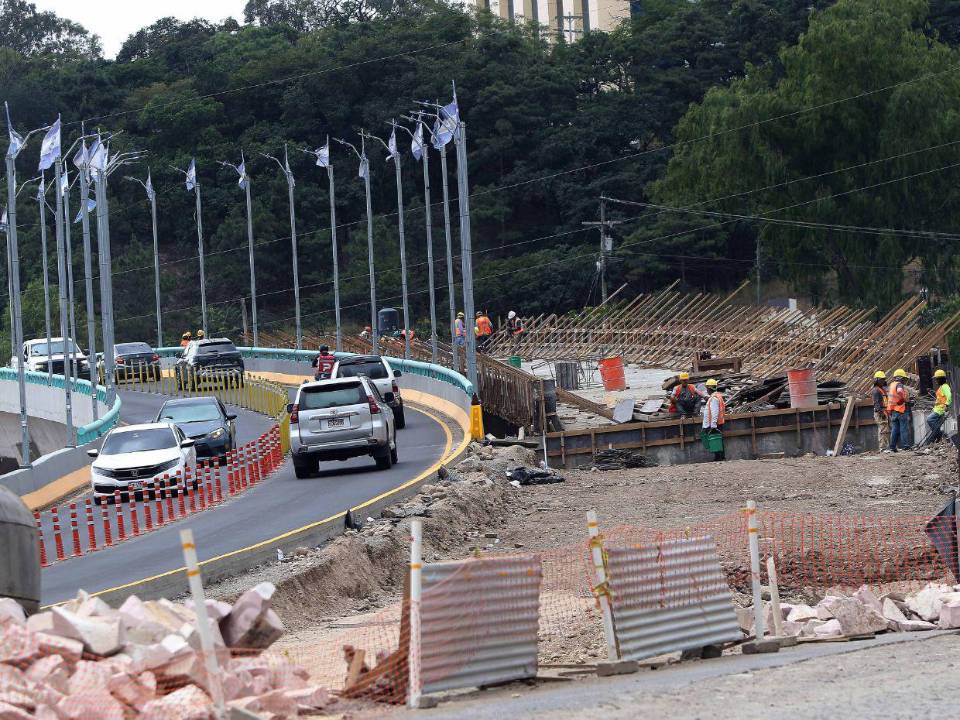 La obra municipal, considerada estratégica para Tegucigalpa, no estará lista este año y su finalización fue reprogramada para enero de 2026, confirmó la comuna capitalina.