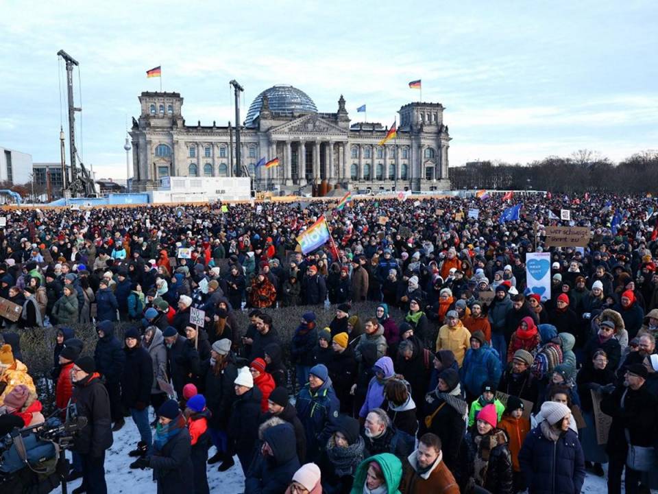 Cientos de miles se movilizan en Alemania contra la ultraderecha