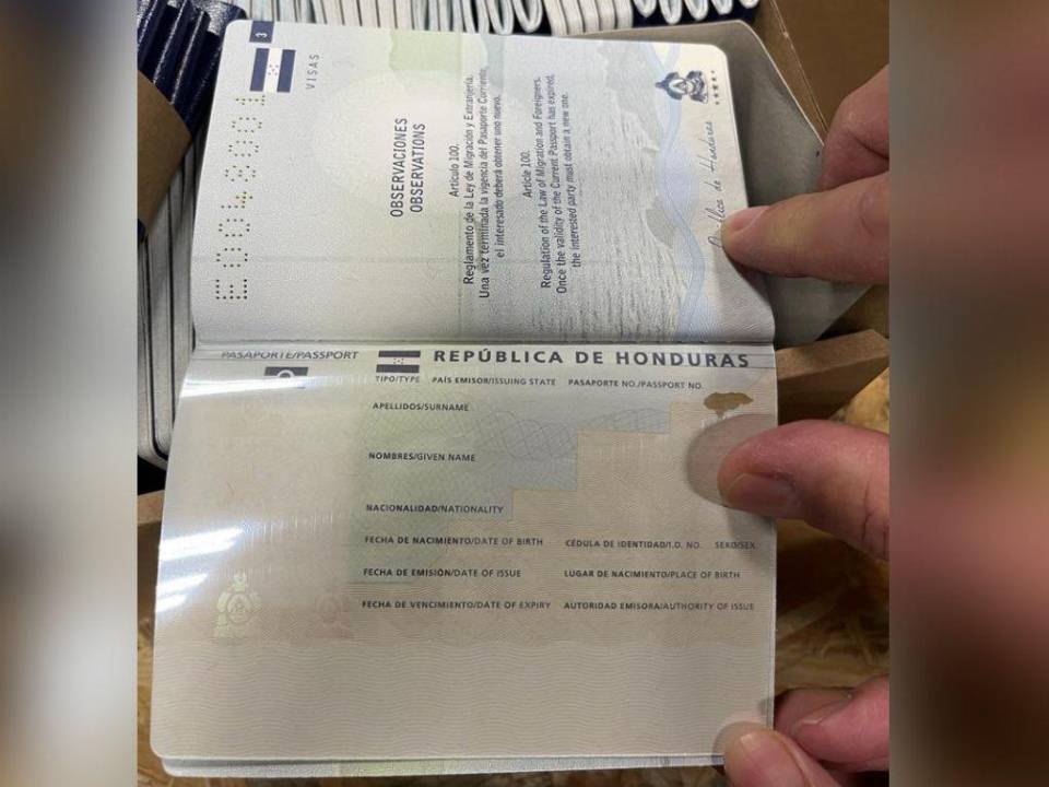 Esta es una de las imágenes compartidas por el INM sobre el nuevo pasaporte hondureño.