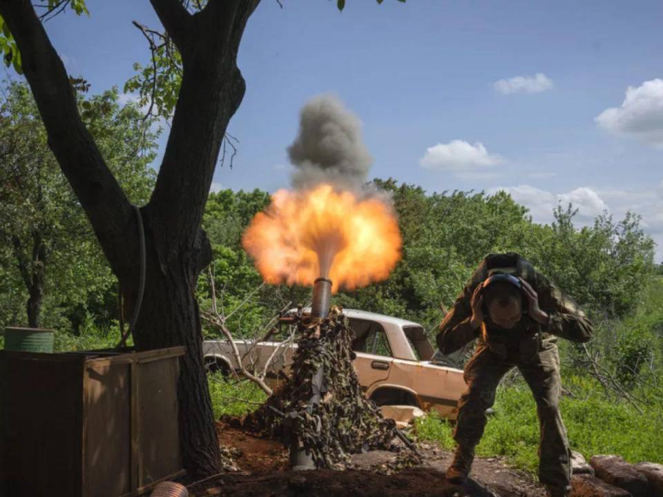 Los expertos militares rusos piensan que las tropas ucranianas multiplican los ataques en las líneas rusas para descubrir sus fallas, antes de lanzar un gran contraataque.