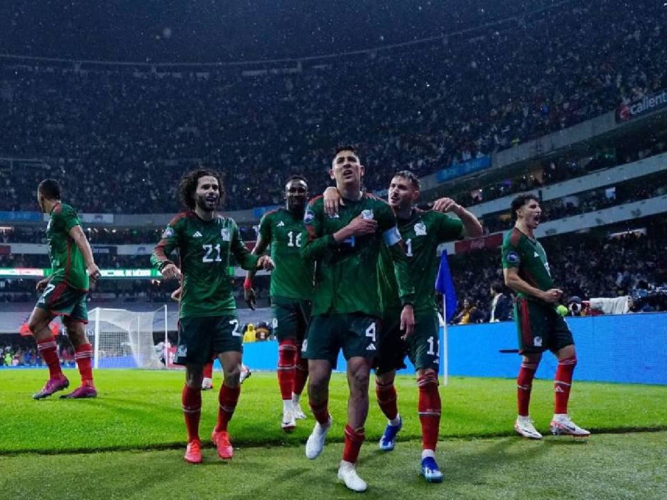 México igualó a Honduras en los últimos minutos del partido en el Azteca.