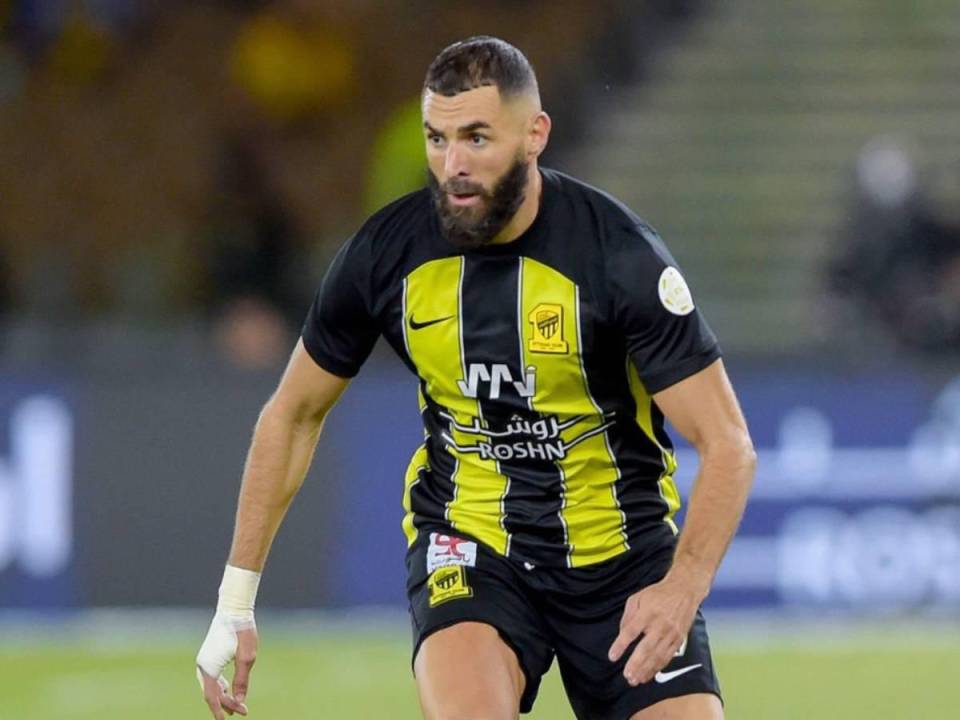 Karim Benzema volvió a la titularidad con Al-Ittihad con quien tiene 9 goles.