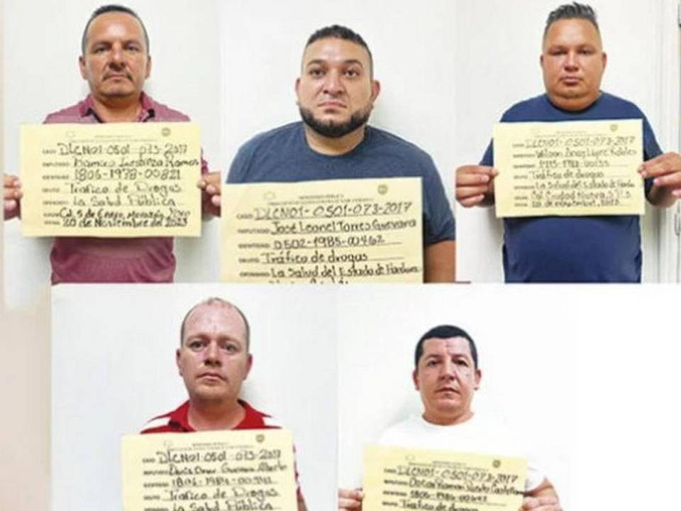 Cinco hombres fueron capturados a tempranas horas del pasado lunes -20 de noviembre- por la Fiscalía Especial Contra el Crimen Organizado (FESCCO) y la Dirección de Lucha Contra el Narcotráfico (DLCN), presuntamente pertenecientes a la estructura criminal “Los Inestroza”.