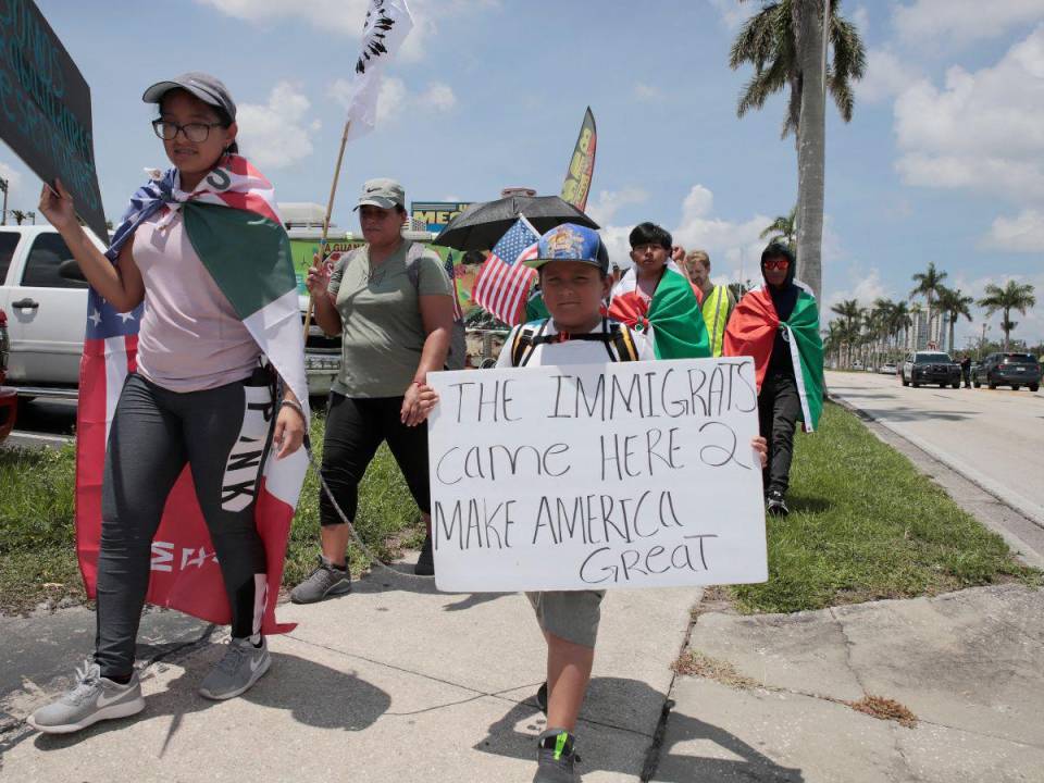 La controversial ley antiinmigrante que entrará en vigor este sábado en el estado de Florida, la sur de Estados Unidos, ha generado una gran preocupación y debate. A continuación, un resumen de lo que se sabe hasta el momento sobre esta legislación y sus implicaciones.