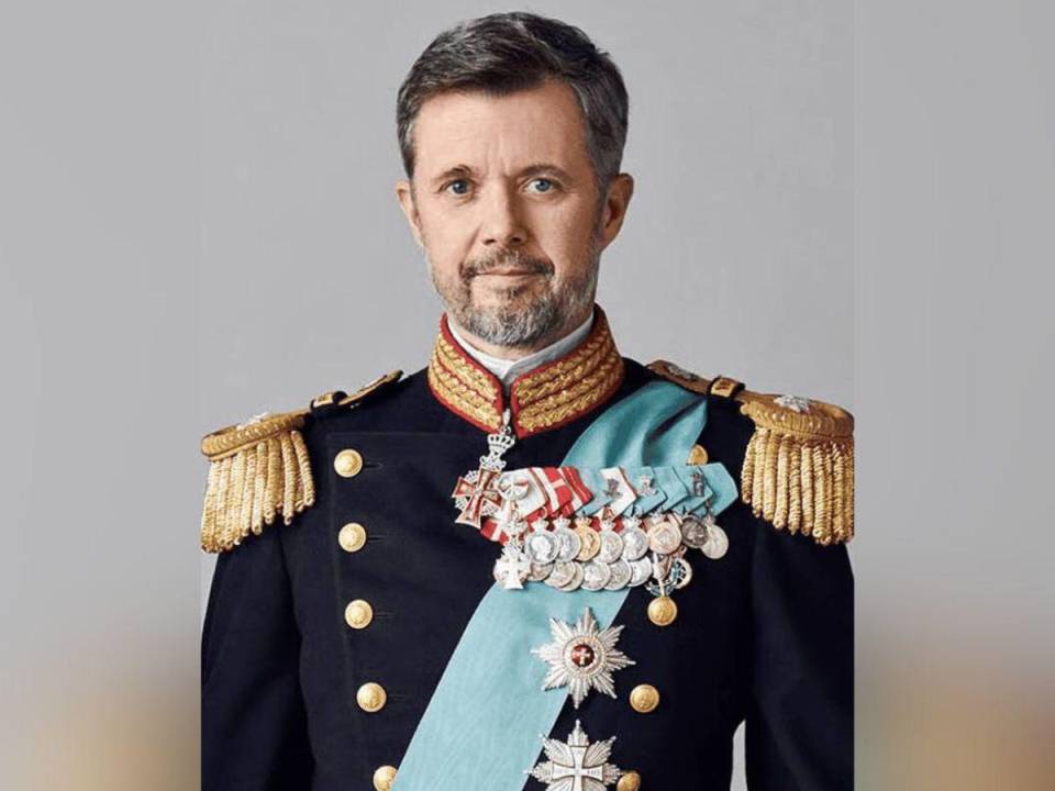 Federico de Dinamarca, conde de Monpezat, es el hijo mayor de la reina Margarita II de Dinamarca y Enrique de Laborde de Monpezat. Por ende, es el príncipe heredero que será coronado como Federico X de Dinamarca.