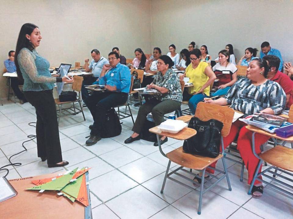 Con un presupuesto de 50 millones de lempiras anuales, la Secretaría de Educación pondrá en marcha el convenio firmado con Cuba.