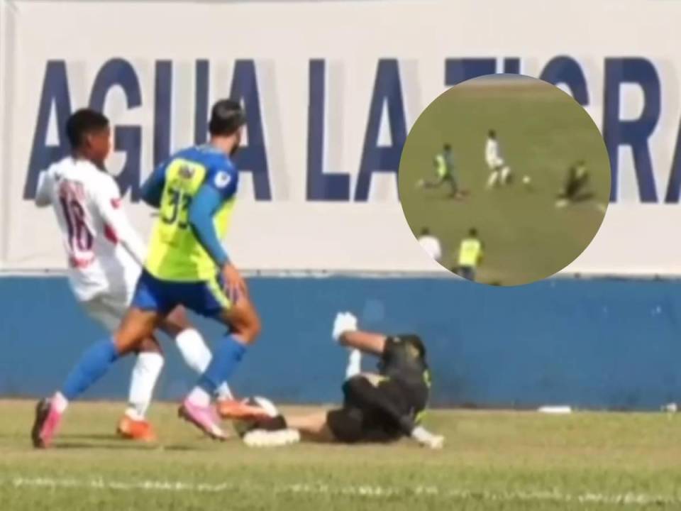 El jugador Julián Martínez cayó en el área de Potros, pero Héctor Rodríguez no sancionó con penal.