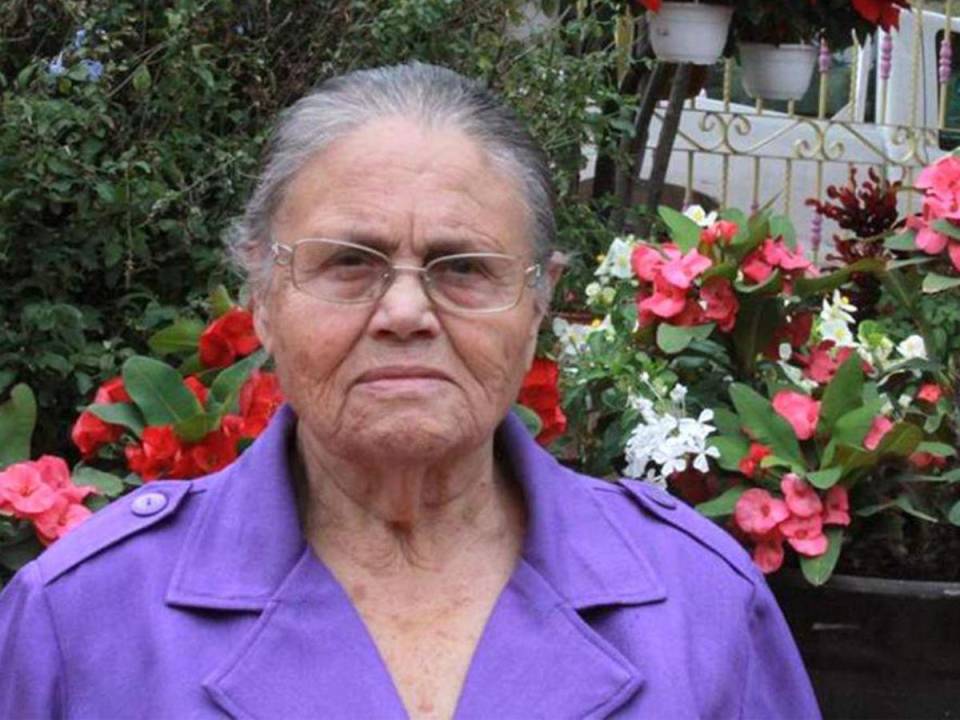 Doña Consuelo Loera tenía varios problemas de salud tras haberse contagiado de covid.
