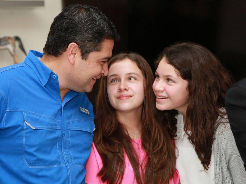 Daniela e Isabella Hernández son las hijas del expresidente de Honduras, Juan Orlando Hernández, y Ana García. A continuación te mostramos cómo ha sido el cambio de las jóvenes.