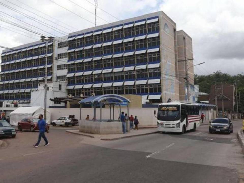 Paredes aseguró que el HE será de nuevo un excelente hospital.