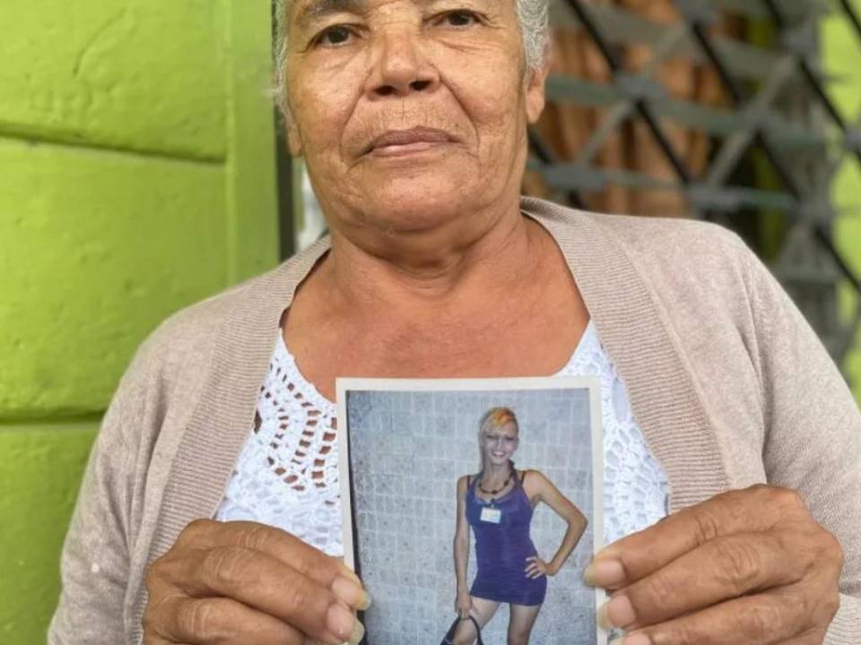 Quién era Vicky Hernández, la mujer transgénero asesinada al estallar la crisis política de 2009 (Fotos)