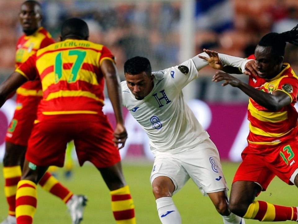 La Bicolor suma ocho juegos consecutivos sin recibir goles de países de esta región en el estadio Nacional de Tegucigalpa.