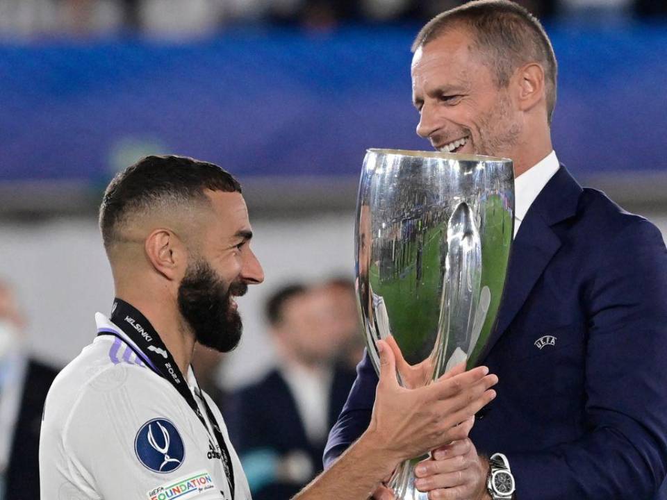 Entre euforia y emoción: Así celebró el Real Madrid la conquista de la Supercopa de Europa