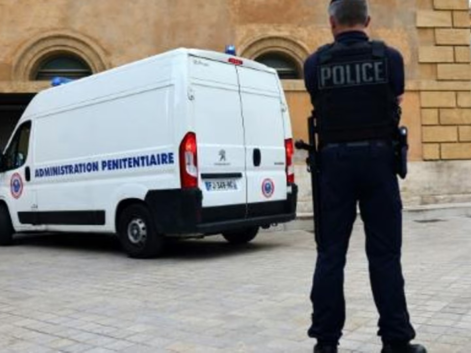 La policía se encuentra en el punto de mira desde hace años y las críticas resurgen con fuerza en cada episodio de protestas.