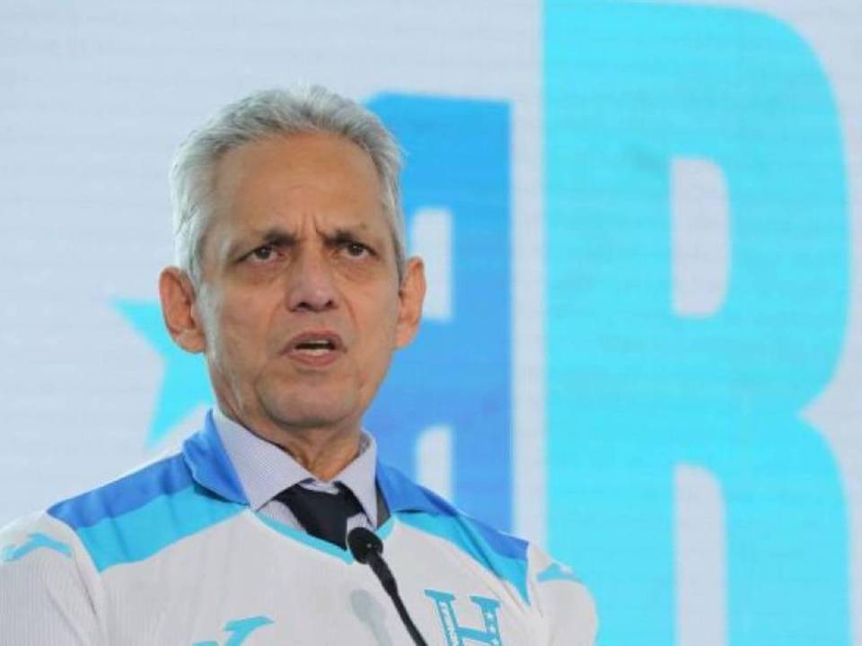 Reinaldo Rueda decidió convocar a Jonathan Rougier a este repechaje.