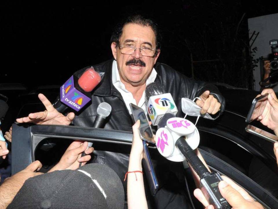 Manuel Zelaya recordó en México que fue derrocado por fuerzas conservadoras y que esas mismas fuerzas han buscado sacar a Xiomara Castro del gobierno.