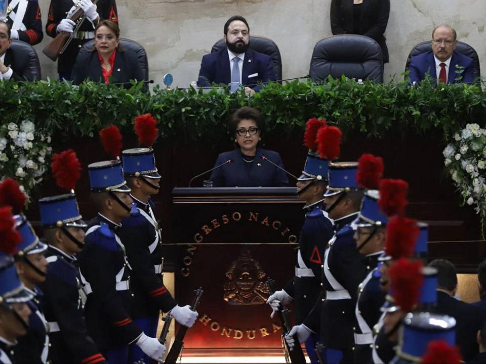 Ráquel Obando agregó además que trabajan en la instalación de “la Mesa Técnica Interinstitucional para el descongestionamiento del sistema penitenciario”.