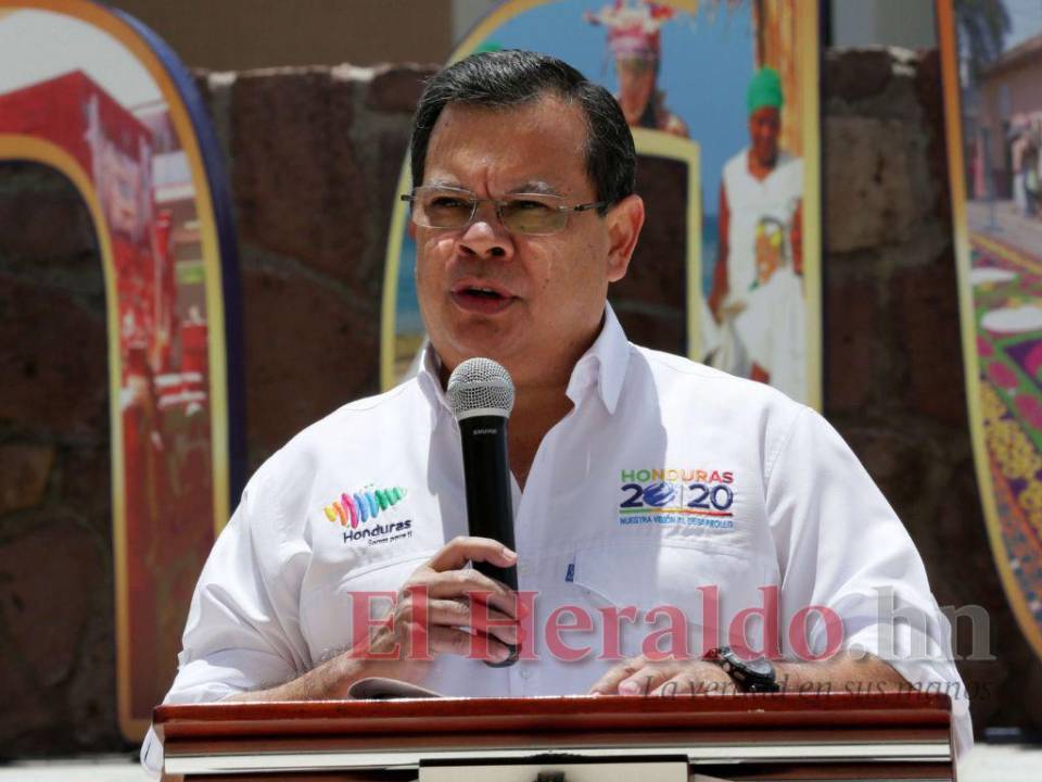 El gobierno de Nicaragua otorgó la nacionalidad al exsecretario privado de la Presidencia, Ricardo Cardona.
